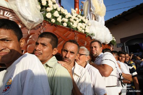 León celebra tradicional procesión en honor a San Benito de Palermo
