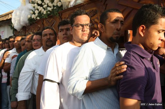 León celebra tradicional procesión en honor a San Benito de Palermo