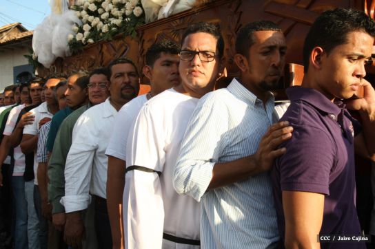 León celebra tradicional procesión en honor a San Benito de Palermo