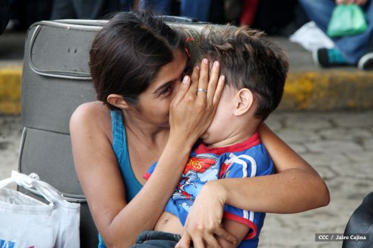 Terminales de buses abarrotadas en Miércoles Santos