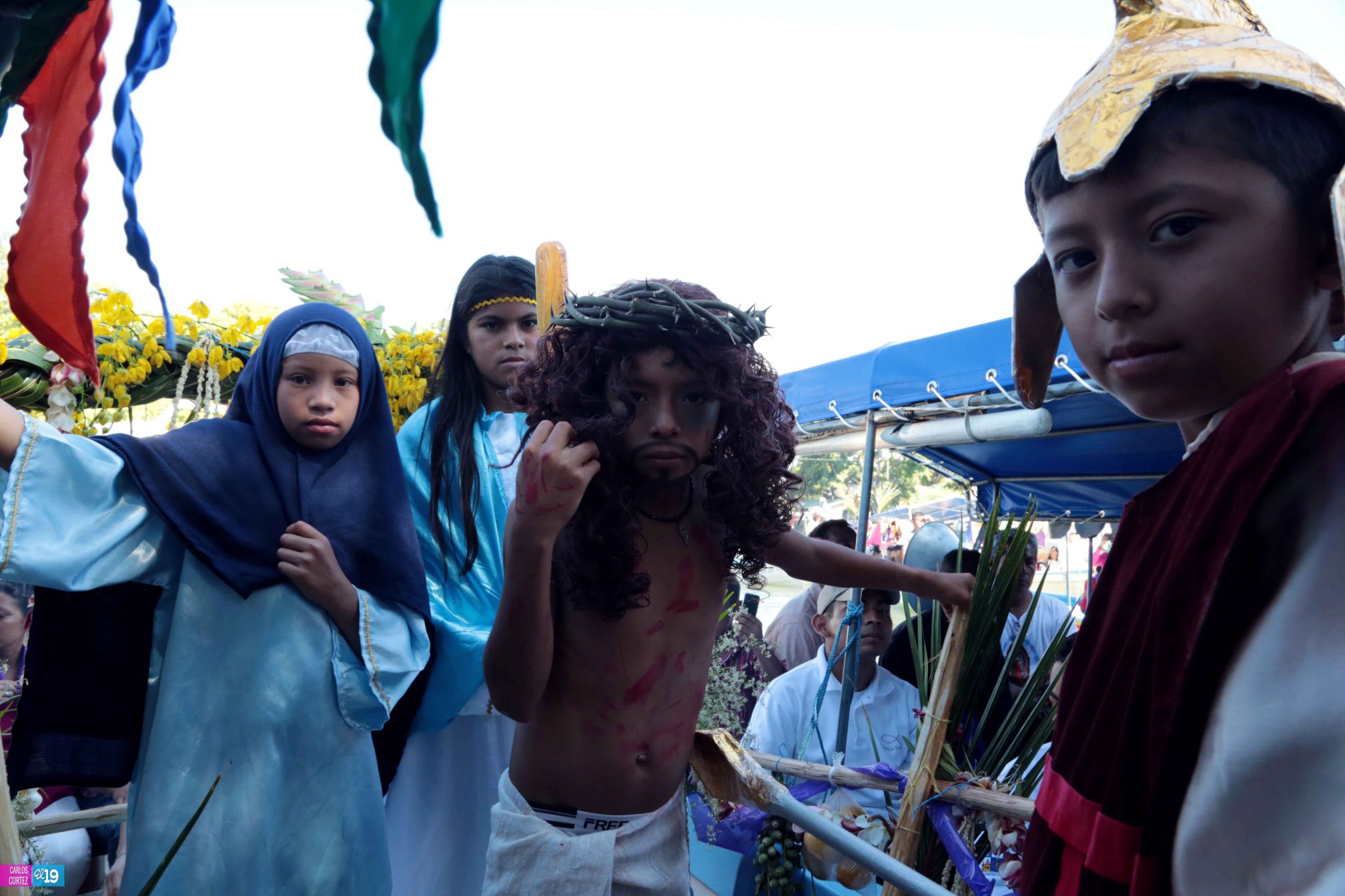 Granada vuelve a vivir Vía Crucis Acuático