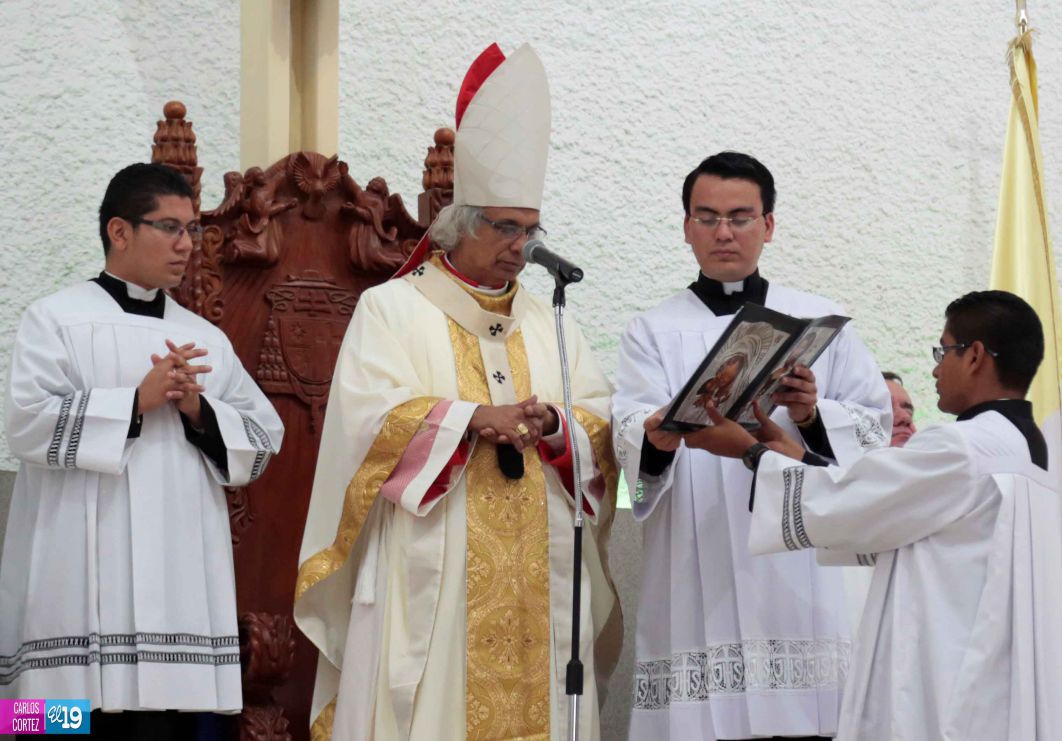 Cardenal Brenes preside Misa Crismal