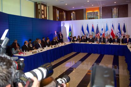 Presidente Daniel participa en reunión del SICA con Obama previo a Cumbre de las Américas