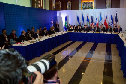 Presidente Daniel participa en reunión del SICA con Obama previo a Cumbre de las Américas
