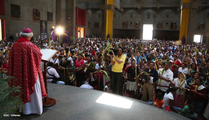 Procesión de la Burrita en Managua (Semana Santa 2013)
