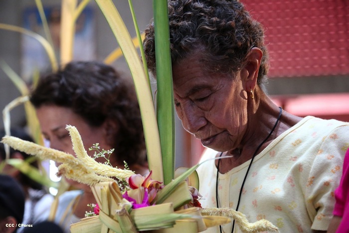 Procesión de la Burrita en Managua (Semana Santa 2013)