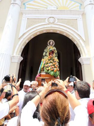 Devotos de San Marcos celebran a su Santo Patrono