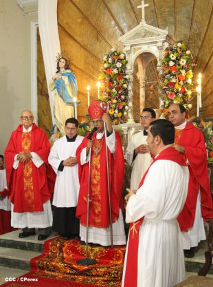 Devotos de San Marcos celebran a su Santo Patrono