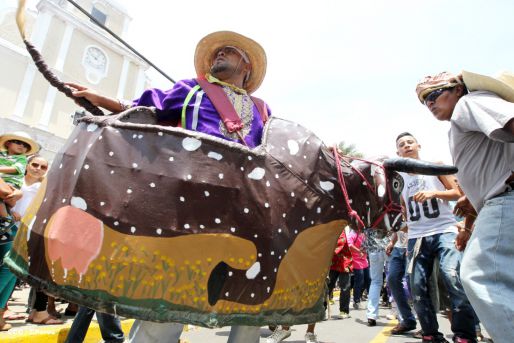 Devotos de San Marcos celebran a su Santo Patrono