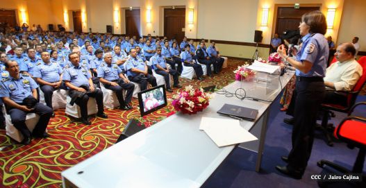 Daniel y Rosario reciben Plan de Fortalecimiento de la Seguridad Ciudadana