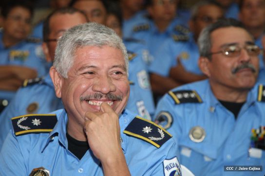 Daniel y Rosario reciben Plan de Fortalecimiento de la Seguridad Ciudadana