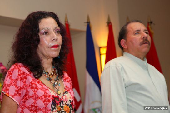 Daniel y Rosario reciben Plan de Fortalecimiento de la Seguridad Ciudadana