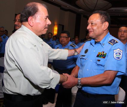 Daniel y Rosario reciben Plan de Fortalecimiento de la Seguridad Ciudadana