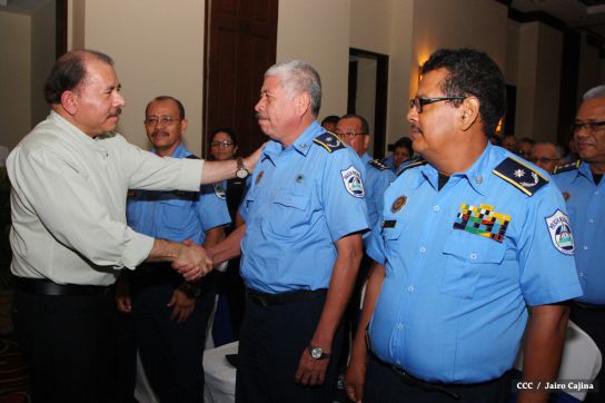 Daniel y Rosario reciben Plan de Fortalecimiento de la Seguridad Ciudadana