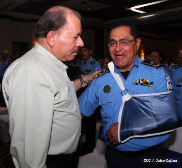 Daniel y Rosario reciben Plan de Fortalecimiento de la Seguridad Ciudadana