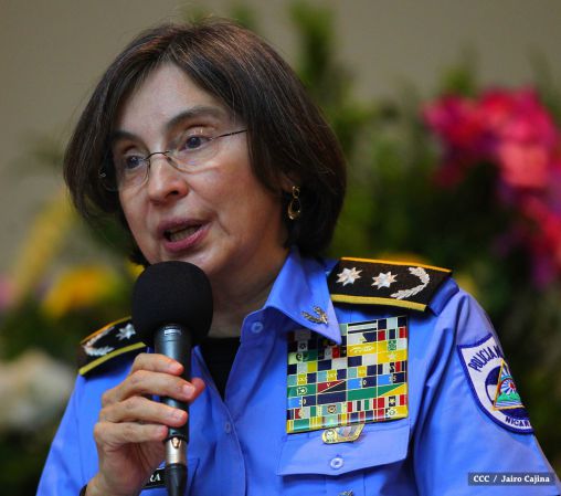 Daniel y Rosario reciben Plan de Fortalecimiento de la Seguridad Ciudadana