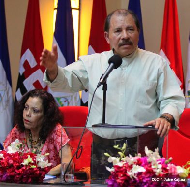 Daniel y Rosario reciben Plan de Fortalecimiento de la Seguridad Ciudadana