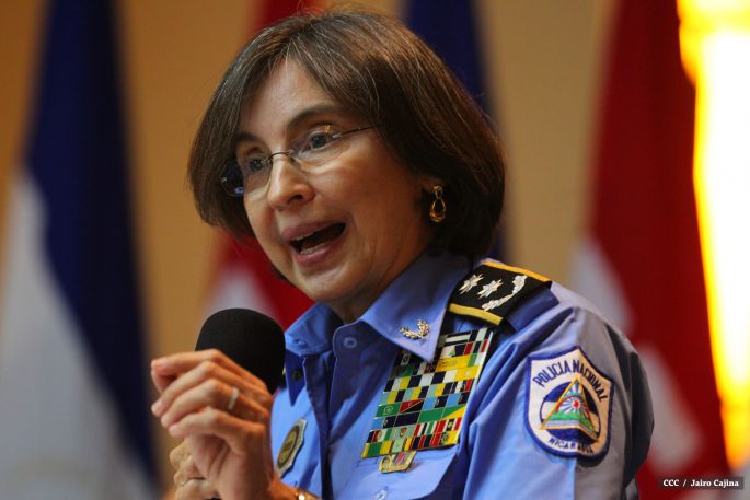 Daniel y Rosario reciben Plan de Fortalecimiento de la Seguridad Ciudadana