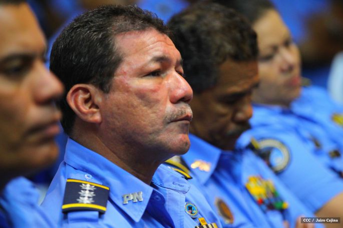 Daniel y Rosario reciben Plan de Fortalecimiento de la Seguridad Ciudadana