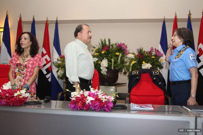 Daniel y Rosario reciben Plan de Fortalecimiento de la Seguridad Ciudadana