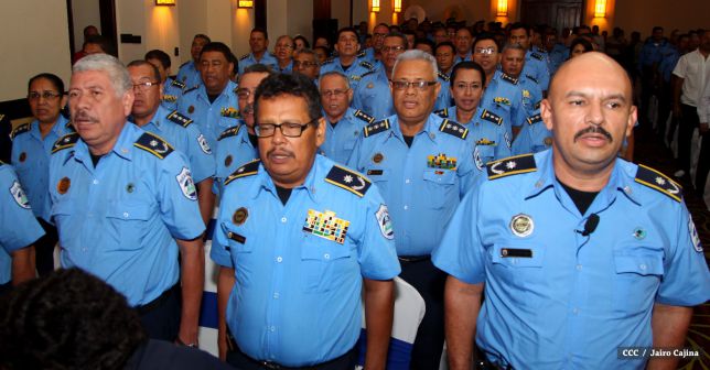 Daniel y Rosario reciben Plan de Fortalecimiento de la Seguridad Ciudadana