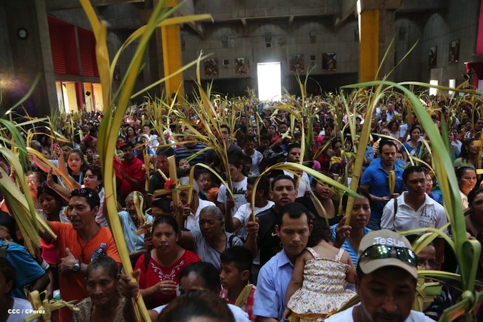 Procesión de la Burrita en Managua (Semana Santa 2013)