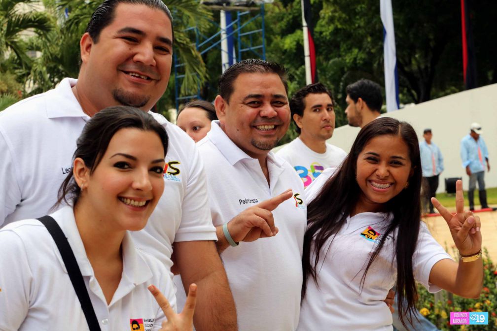 Una Flor para Tomás (30 Abril 2015)