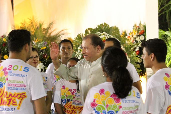 Daniel y Rosario rinden homenaje al Comandante Tomás Borge Martínez