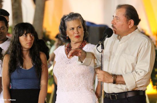 Daniel y Rosario rinden homenaje al Comandante Tomás Borge Martínez