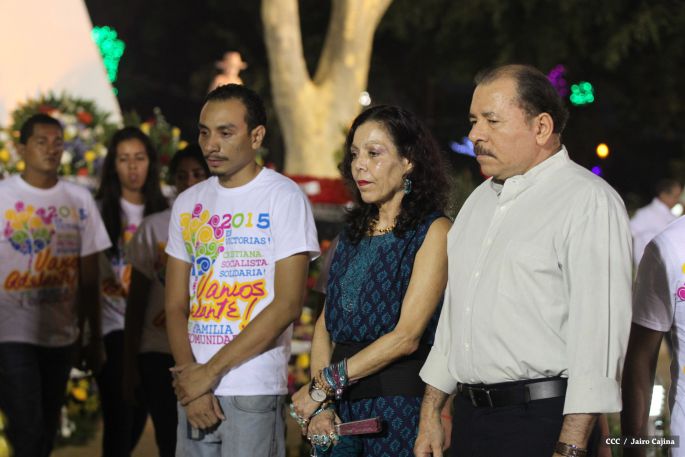 Daniel y Rosario rinden homenaje al Comandante Tomás Borge Martínez