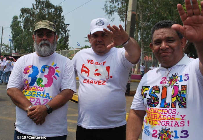 Daniel y Nicolás recorren calles y rotondas de Managua