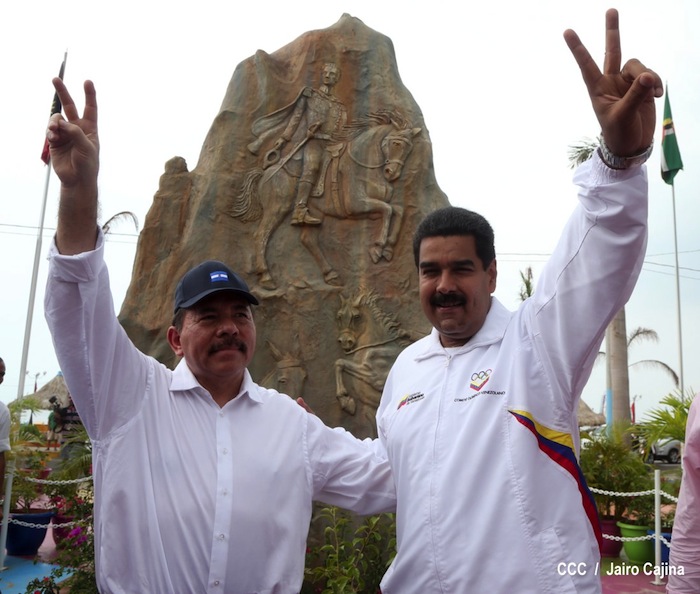 Daniel y Nicolás visitan Puerto Salvador Allende