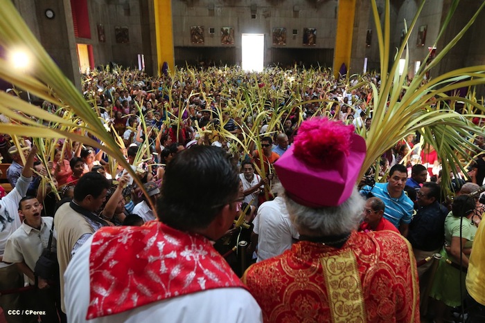 Procesión de la Burrita en Managua (Semana Santa 2013)