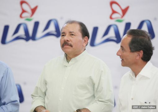 Presidente Daniel inaugura planta láctea del grupo Lala