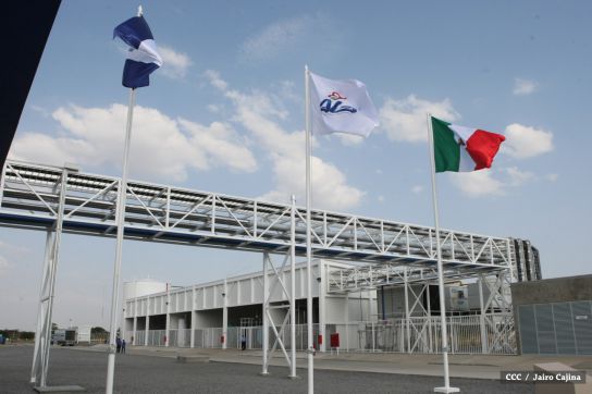 Presidente Daniel inaugura planta láctea del grupo Lala