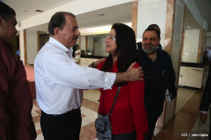 Daniel y Nicolás visitan Puerto Salvador Allende
