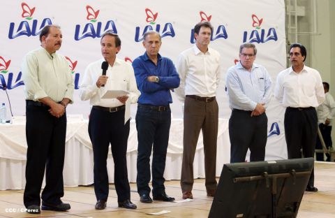 Presidente Daniel inaugura planta láctea del grupo Lala