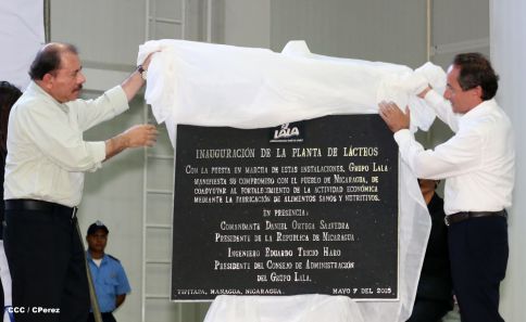 Presidente Daniel inaugura planta láctea del grupo Lala