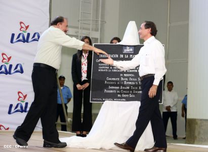 Presidente Daniel inaugura planta láctea del grupo Lala