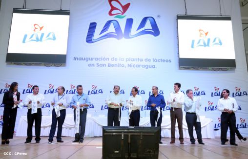 Presidente Daniel inaugura planta láctea del grupo Lala