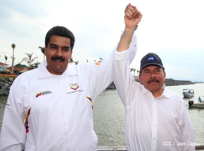 Daniel y Nicolás visitan Puerto Salvador Allende
