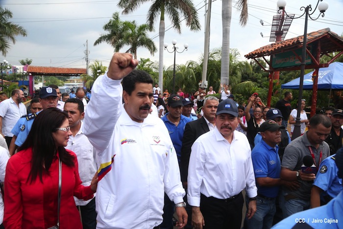 Daniel y Nicolás visitan Puerto Salvador Allende