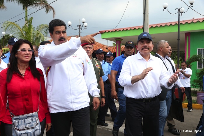 Daniel y Nicolás visitan Puerto Salvador Allende