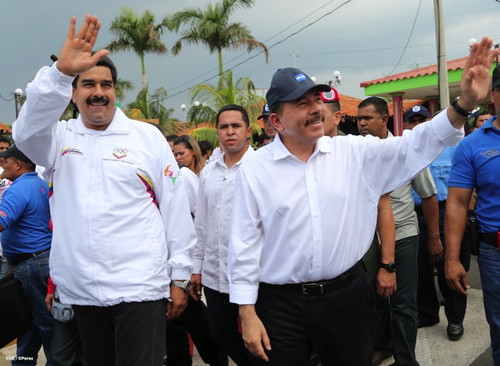 Daniel y Nicolás visitan Puerto Salvador Allende