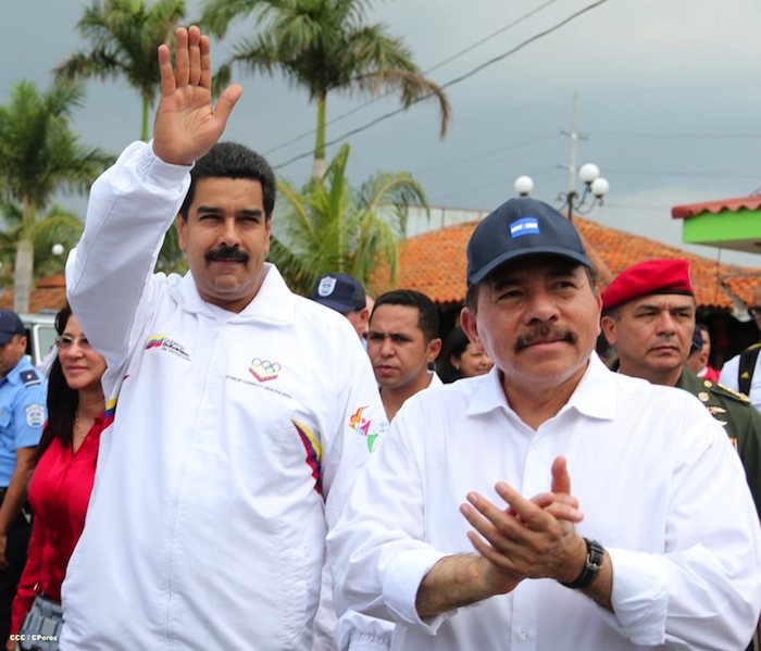 Daniel y Nicolás visitan Puerto Salvador Allende