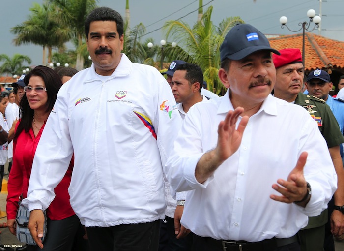 Daniel y Nicolás visitan Puerto Salvador Allende