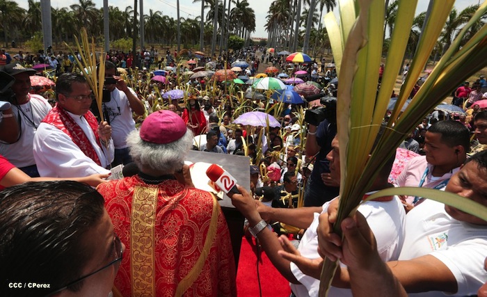 Procesión de la Burrita en Managua (Semana Santa 2013)