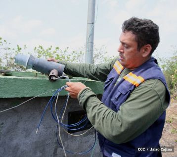 INETER da mantenimiento preventivo al Sistema de Alerta Temprana en el Volcán Concepción