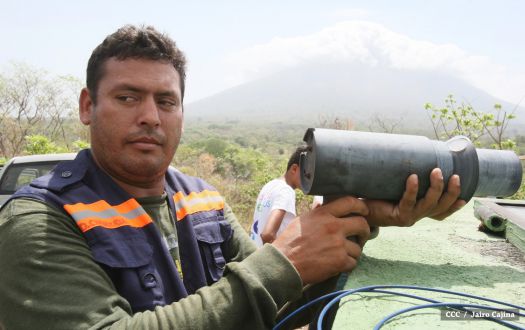 INETER da mantenimiento preventivo al Sistema de Alerta Temprana en el Volcán Concepción