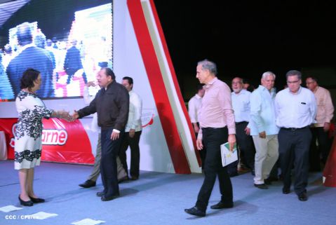 Presidente Daniel inaugura unidad ganadera integral de Sukarne